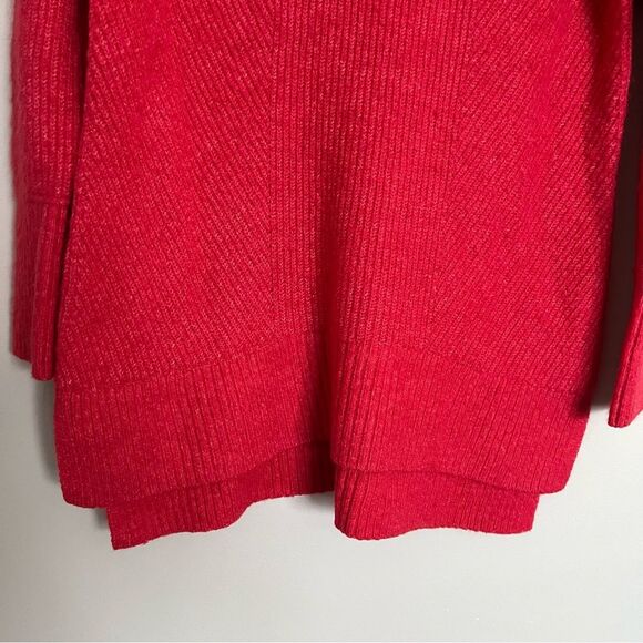 Westport Cozy Sweater. Beautiful color! Size Large - Picture 3 of 6